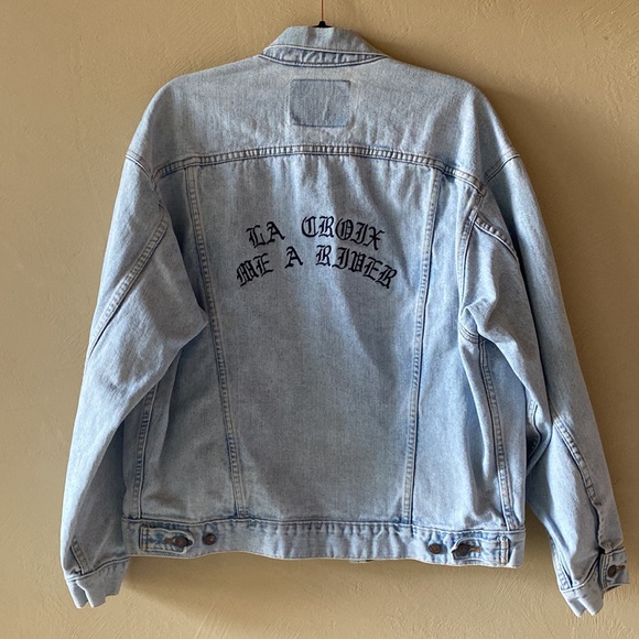 Vintage Levi’s Denim Jacket M Custom Stitching La Croix Me A River Gypsy - Picture 12 of 12